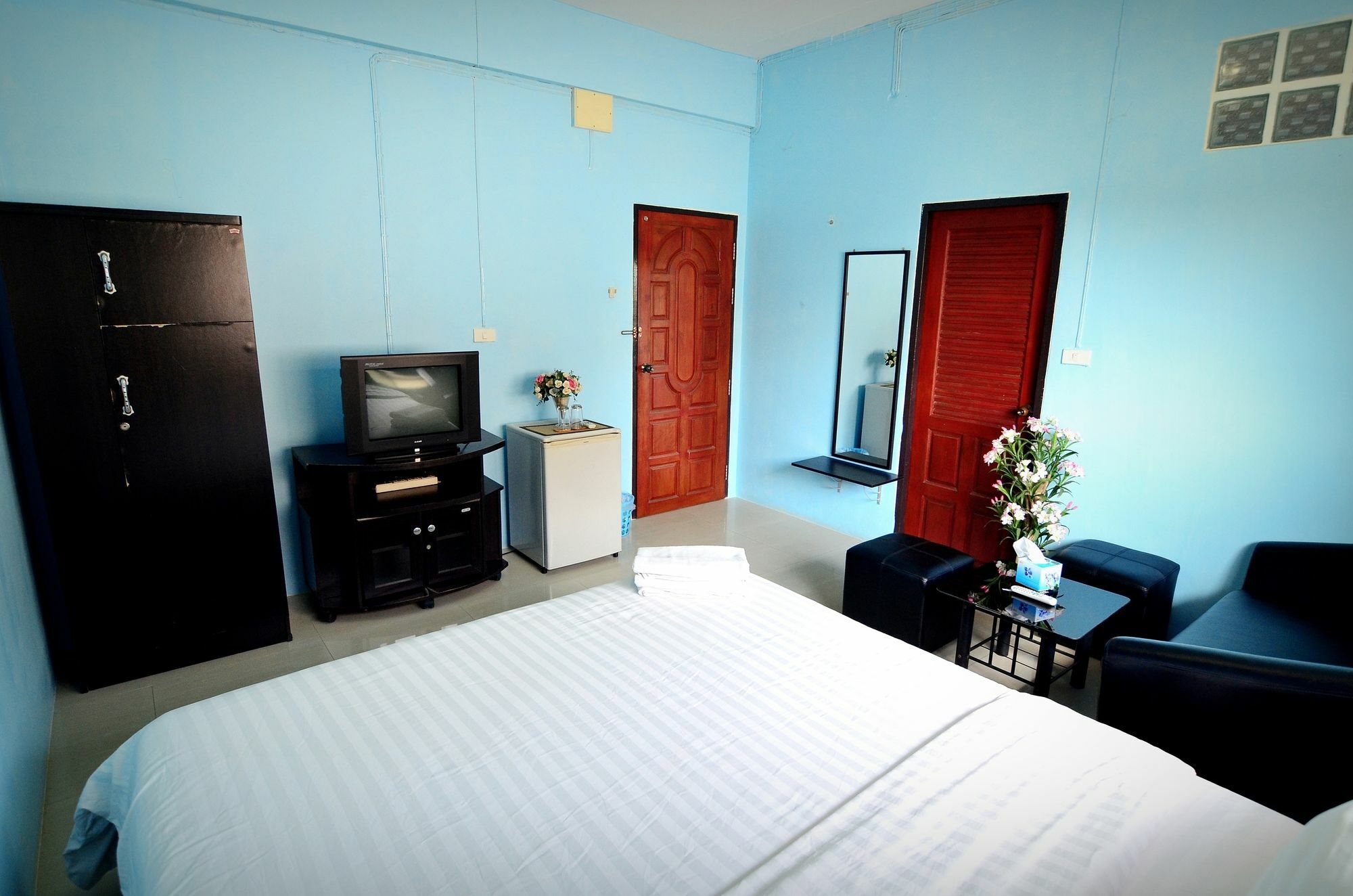 The Famous House - Jomtien Hotel Luaran gambar