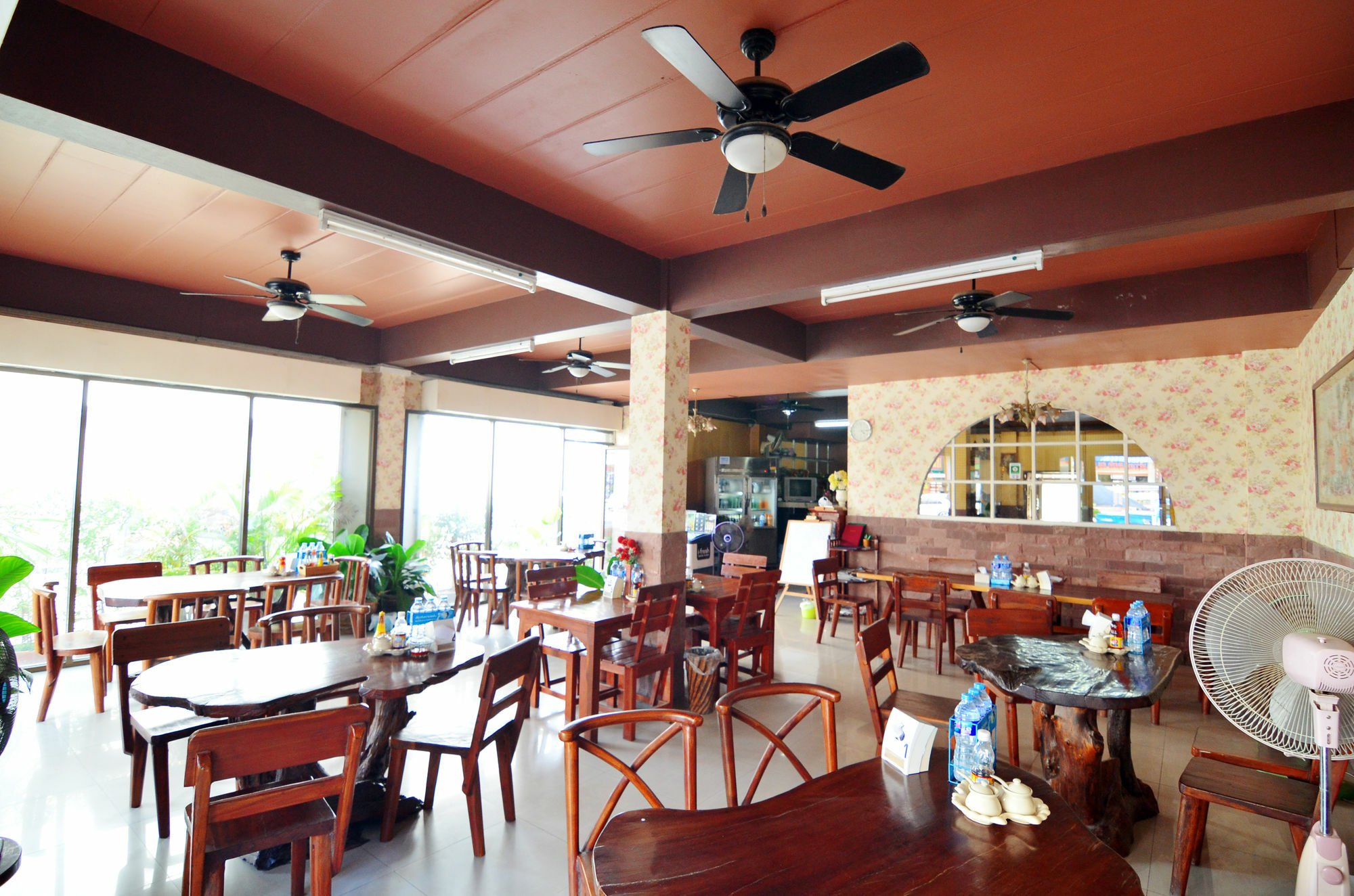 The Famous House - Jomtien Hotel Luaran gambar