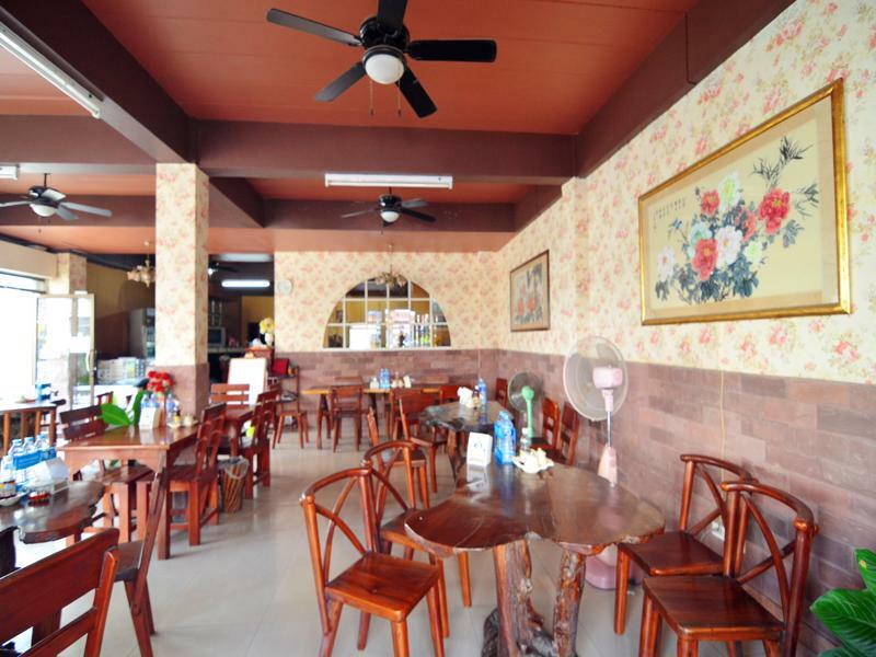 The Famous House - Jomtien Hotel Luaran gambar
