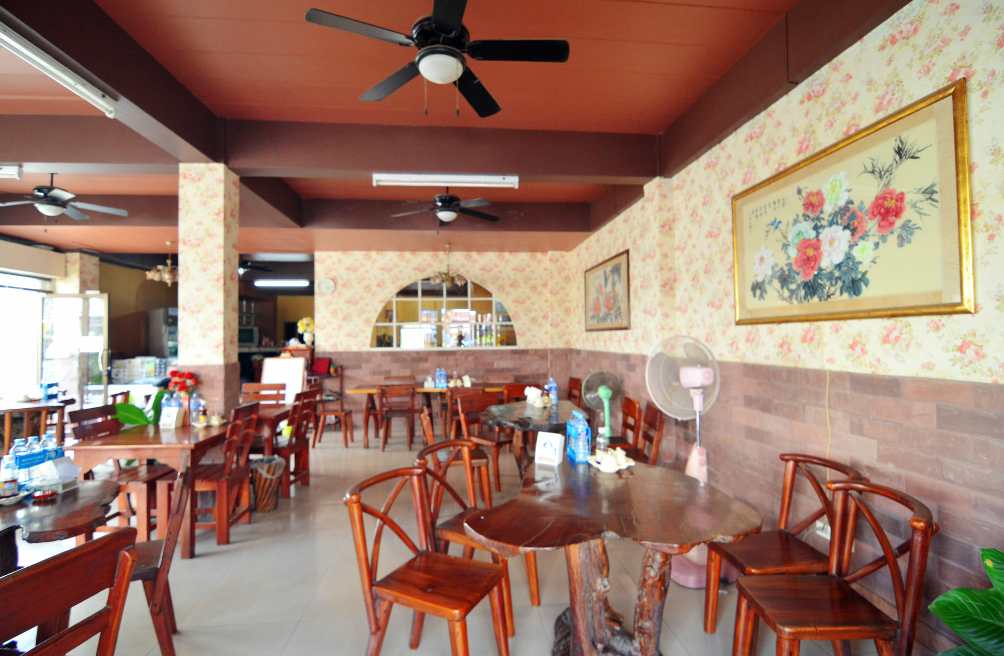 The Famous House - Jomtien Hotel Luaran gambar